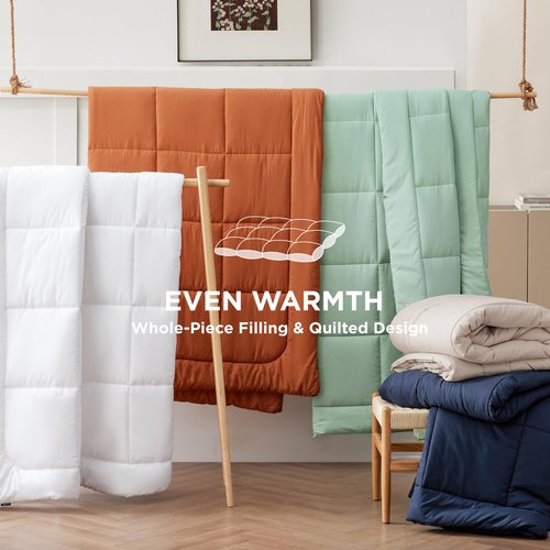 Bedsure Comforter Duvet Insert - Quilted Comforters Queen Size, All Season Duvet, GentleSoft™ Down Alternative Bedding, with 8 Tabs, Gifts for Women/Men, Sage Green, Queen 88 x 88 Inches