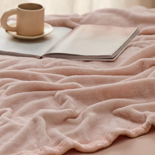 Bedsure GentleSoft Fleece Throw Blanket - Dusty Pink 300GSM Cozy Plush Blanket for Couch & Bed, 50x60 Inches