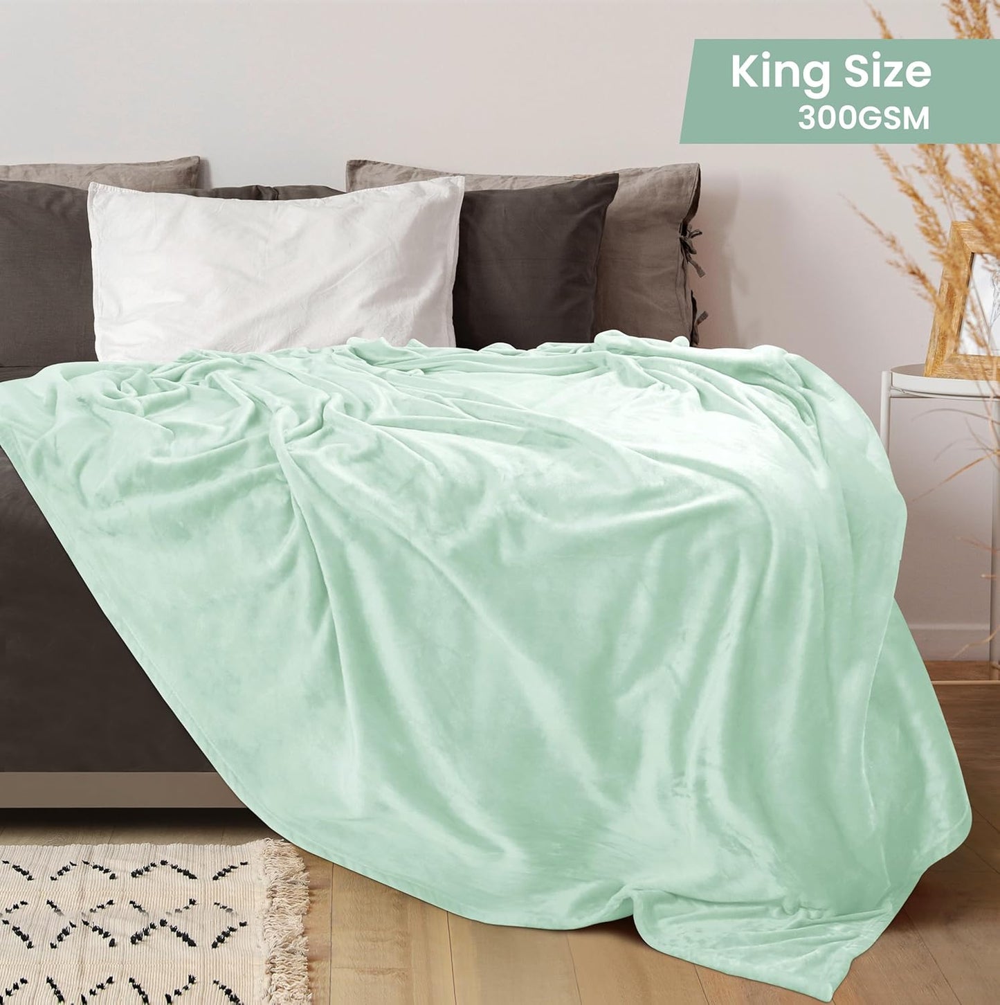 Utopia Bedding Fleece Blanket - Ultra Soft King Size Mint Green (90x102 Inches) | Cozy All-Season Microfiber Decor Gift