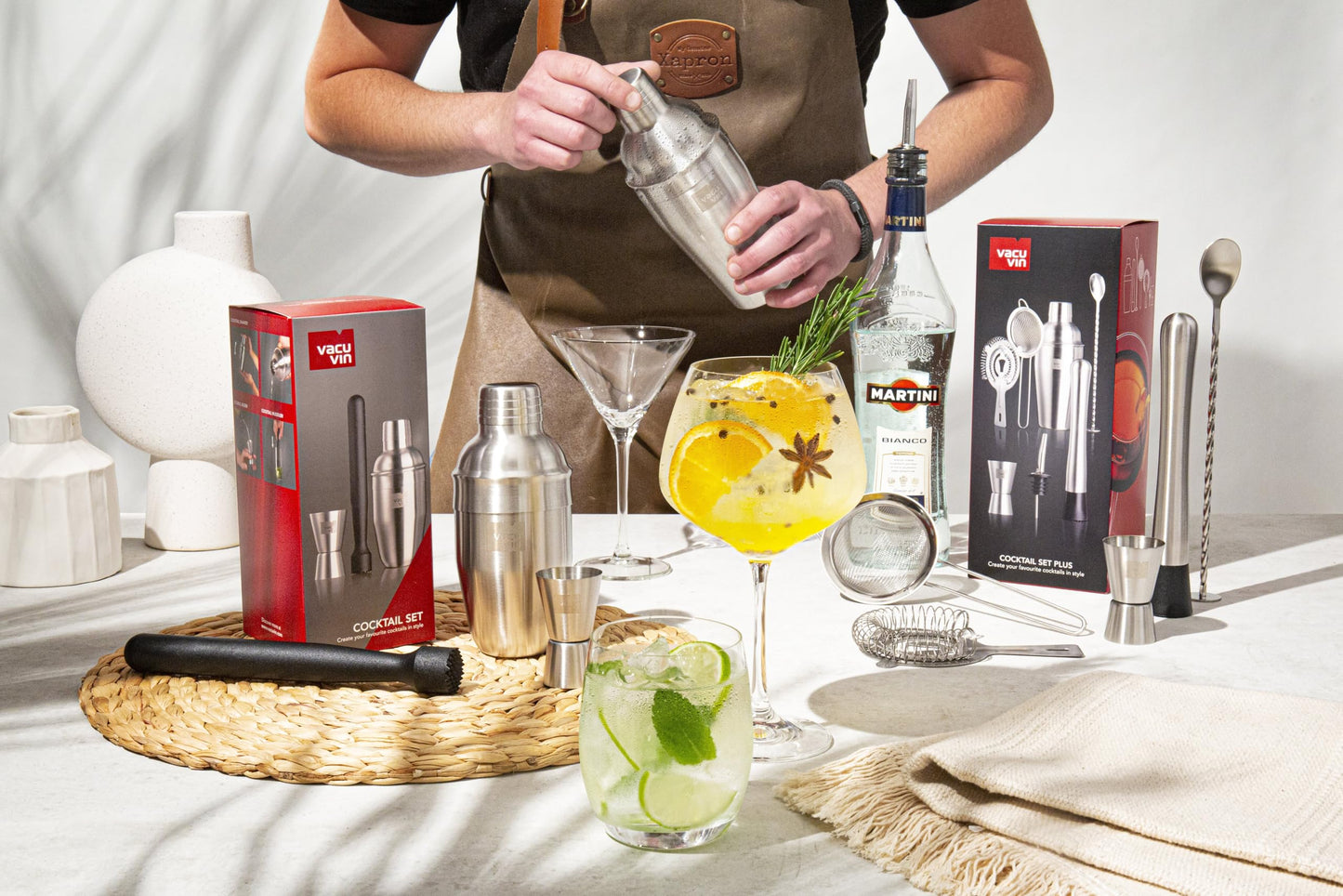 Vacu Vin Cocktail Set Plus – 7-Piece Bartender Kit with Stainless Steel Tools – Includes Shaker, Jigger, Muddler, Strainer, Pourer, Sieve, and Bar Spoon – Dishwasher Safe Home Bar Set