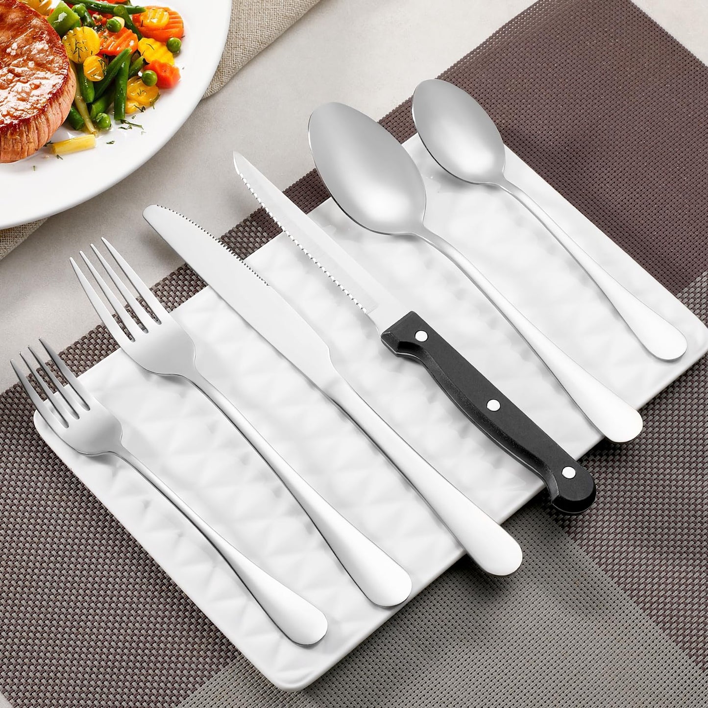 12 Piece Dinner Forks Set, Food-Grade Stainless Steel Forks Silverware, Cutlery Fork, Dessert Fork, Metal Forks for Home, Kitchen or Restaurant, Mirror Polished, Dishwasher Safe - 7.5 Inch
