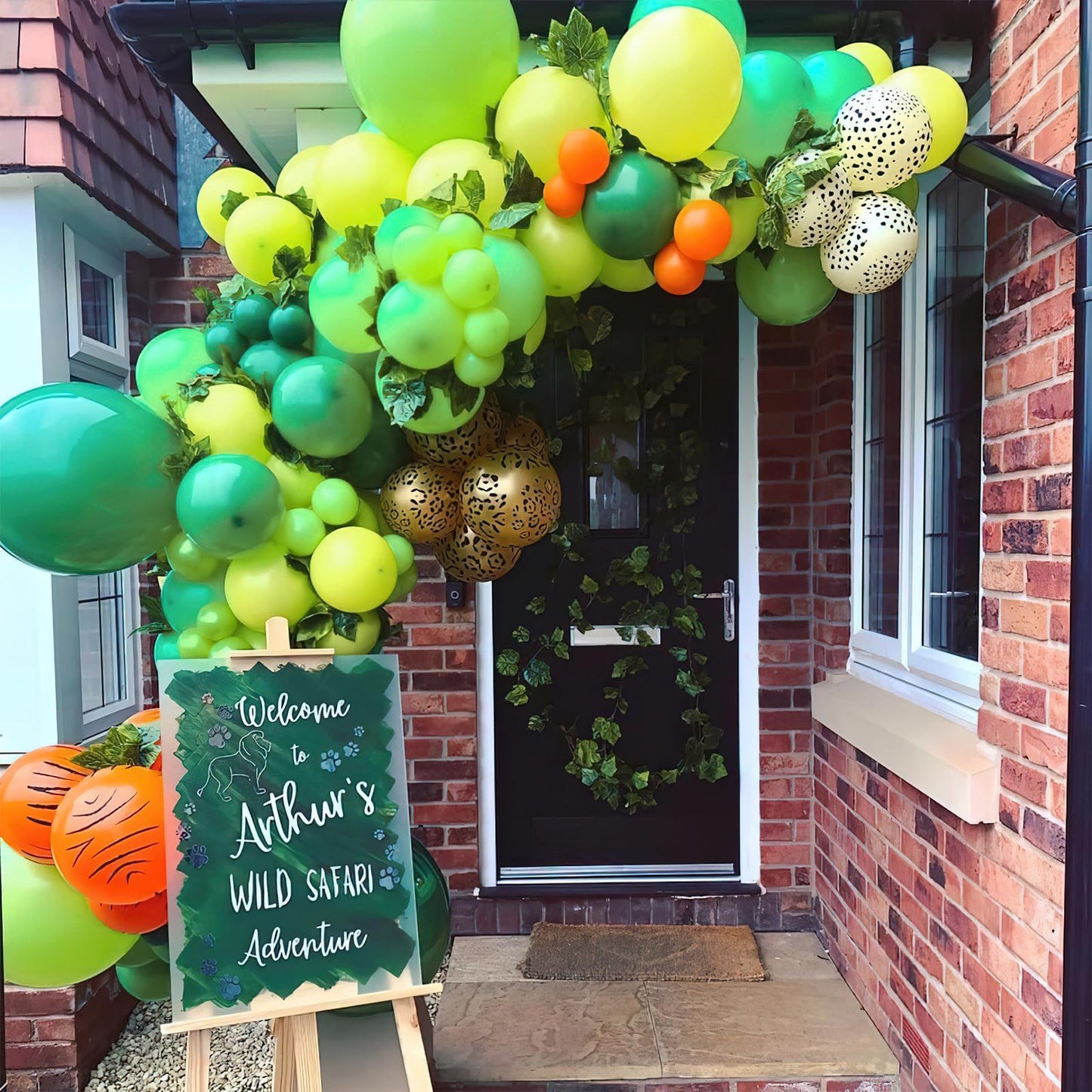 PartyWoo Lime Green Balloons 50 pcs 12 Inch Neon Latex Helium Balloons for Graduation Halloween Safari Dinosaur Summer Weddings Baby Showers Birthday Party Decorations Green-Y6