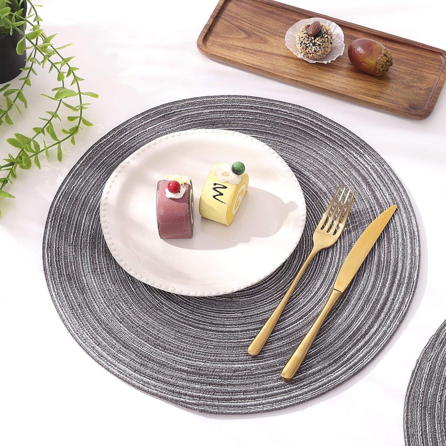 SHACOS Round Braided Placemats Set of 6 Round Table Mats 15 inch Cotton Washable for Holiday Party (Black Grey, 6)