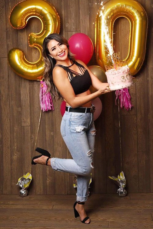 Gold Number 26 Balloon - 40 Inch Golden Birthday Decoration for 26th Celebration | Perfect for Men & Women