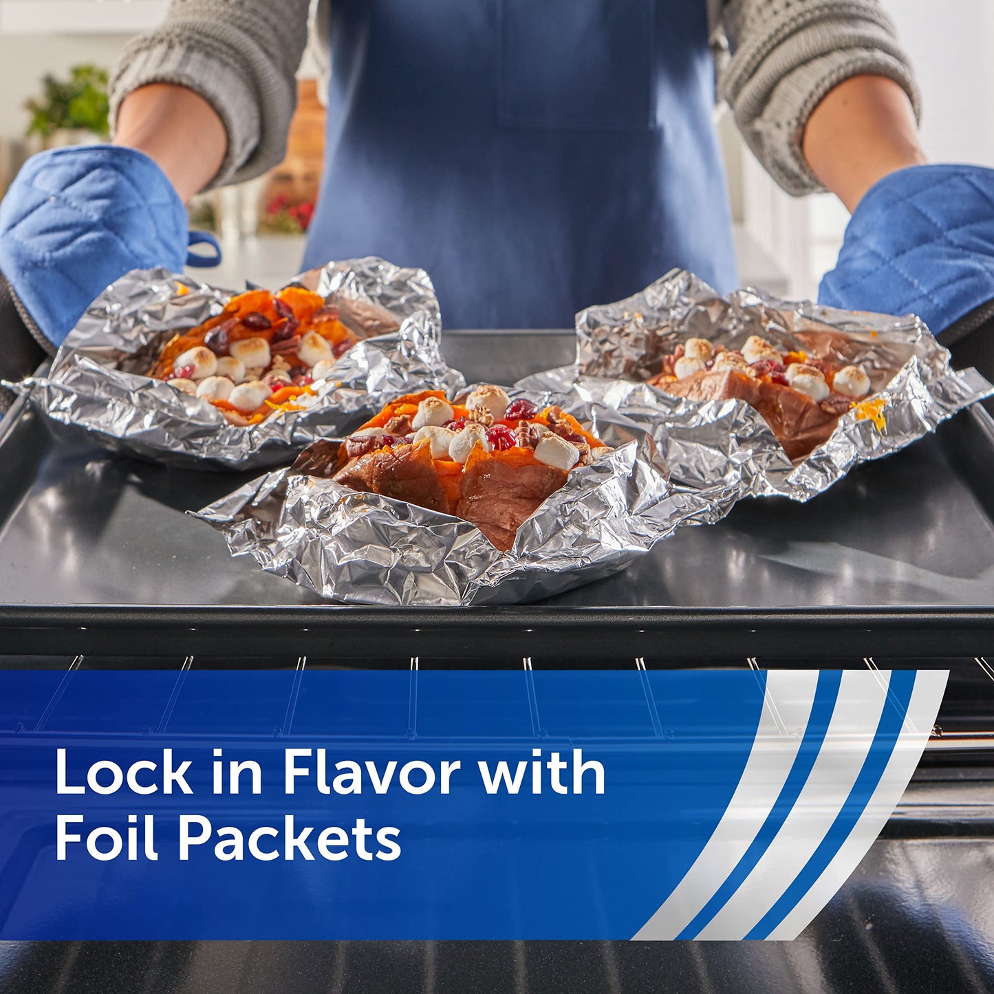 Reynolds Wrap Aluminum Foil Pack, Aluminum Foil Roll Double Pack, Easily Moldable Around Food for a Tight Seal, Great for Covering Dishes and Storing Leftovers, 2 Pack, 175 Sq. Ft. Rolls