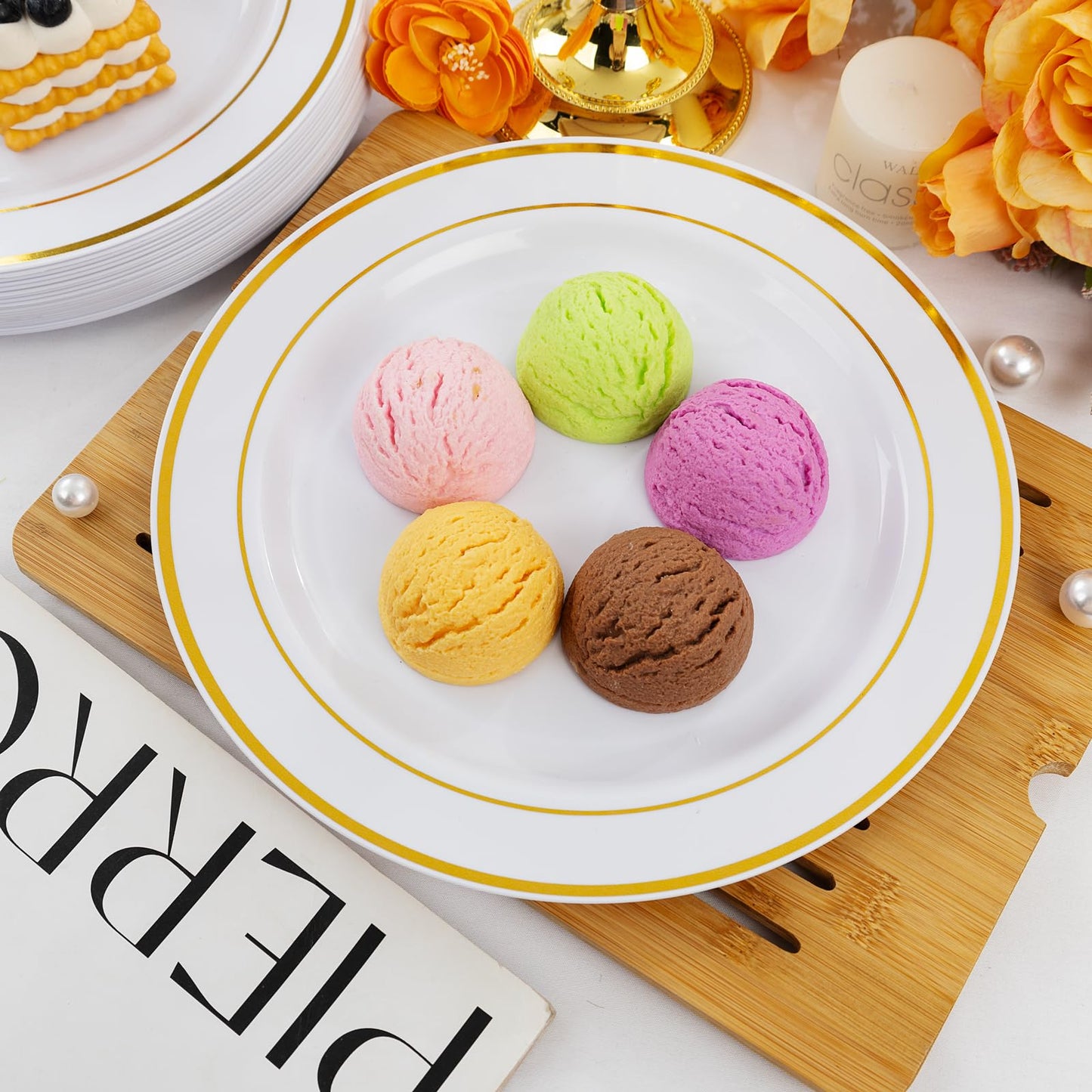 bUCLA 30PCS White and Gold Plastic Dinner Plates Disposable - 10.25inch Premium White Gold Rim Plates, Ideal for Wedding & Party