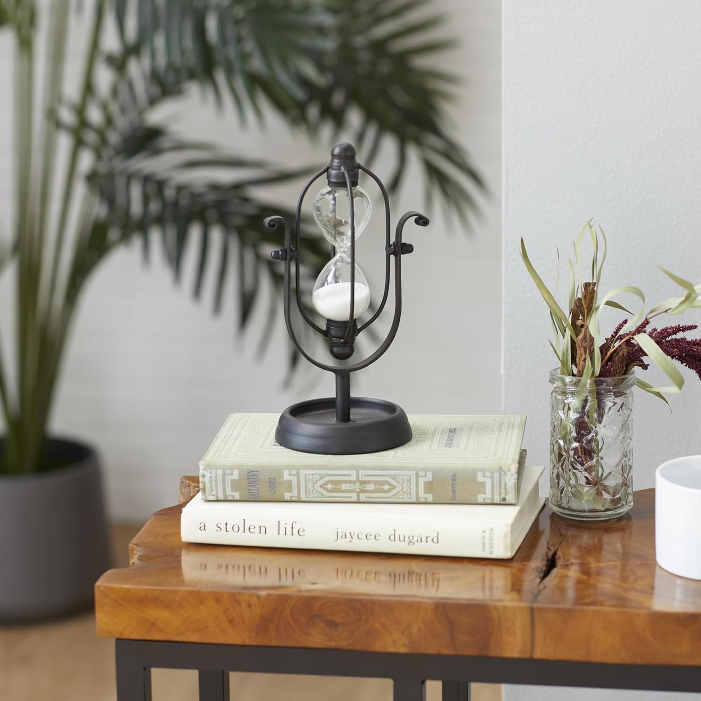 Traditional Black Metal Timer - 4x4x8 Inch Decorative Home Accent