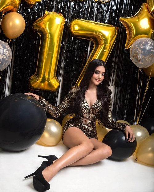 Gold Number 17 Balloon 40 inch, 17 Number Balloons, 17th Gold Birthday Decorations, 17 Year Old Girls Boys Golden Party Supplies