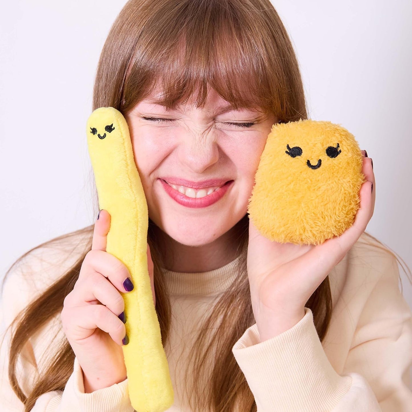 Relatable Emotional Support Fries | Cuddly Plush Toy Set with 5 Squishy Plushies & Basket - Perfect Gift for All Ages