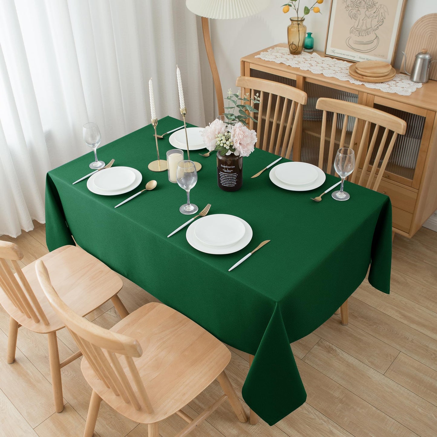Biscaynebay Textured Fabric Christmas Rectangle Table Cloth 90x132 Inch, Hunter Green Water Resistant Tablecloths for Dining, Kitchen, Wedding and Parties etc. Machine Washable