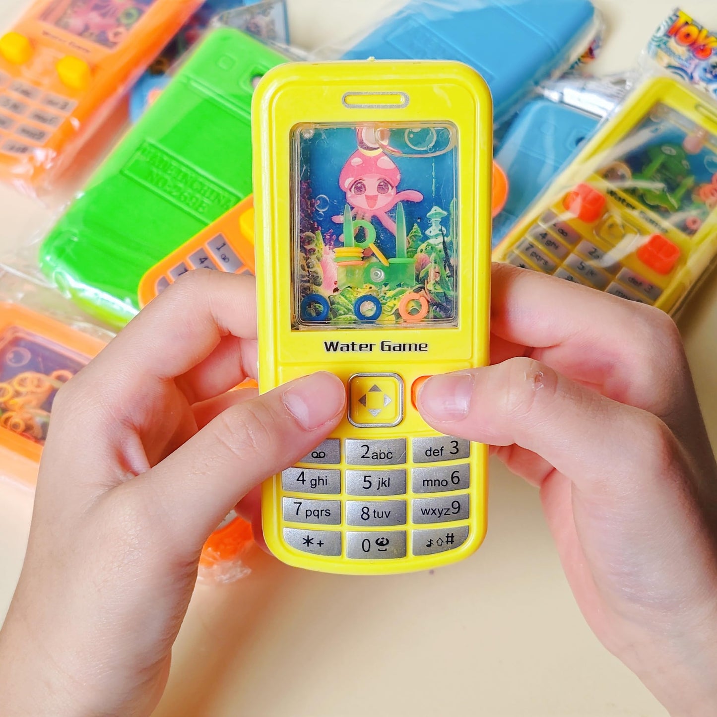 12 Pack Water Ring Toss Handheld Game,90s Nostalgia Cell Phone Toys,Pefect for Kids Back to School Valentines Day Gifts Birthday Party Favor,Return Gifts,Goodie Bags Stuffers,Classroom Prizes Bulk