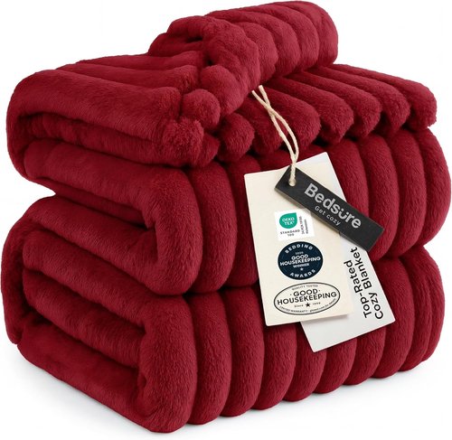 Bedsure GentleSoft Full Blanket - Cozy Scarlet Sage Throw for Women | Large 84x90 Inches