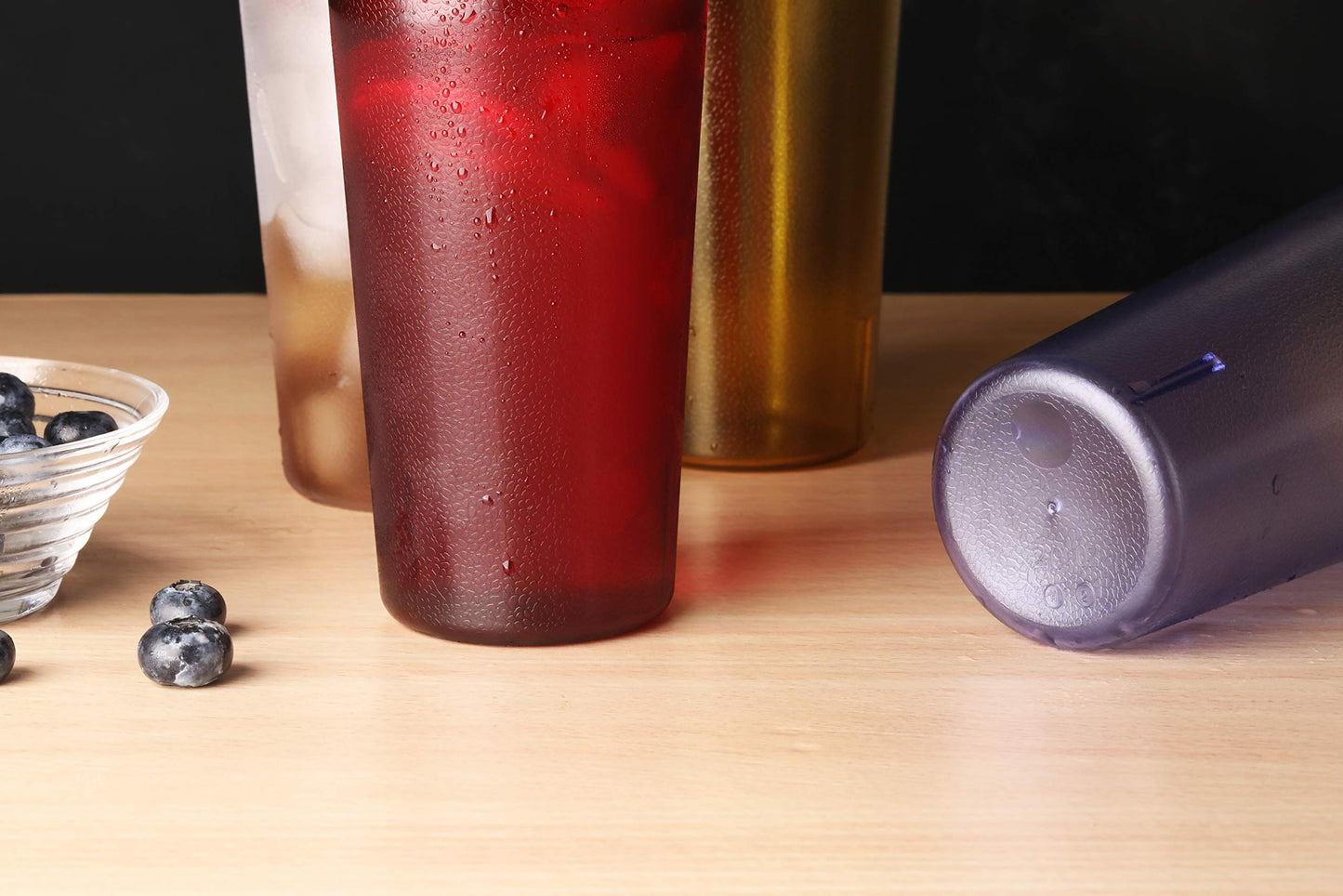 New Star Foodservice Restaurant-Grade Polycarbonate Beverage Tumblers, 20 oz, Red, Set of 12