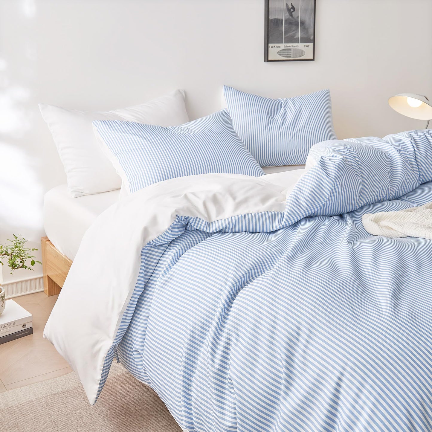 Wake In Cloud - Striped Comforter Set, Ticking Stripe Vertical Pinstripe Neutral Farmhouse Pattern Printed, Soft Lightweight Bedding, 3 Pieces, Blue White, Queen Size