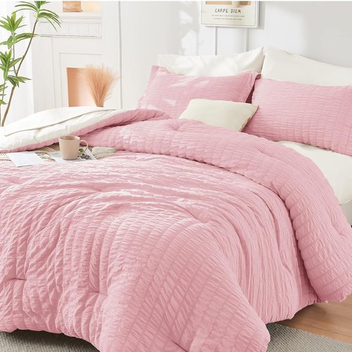 HYMOKEGE California King Comforter Set - Luxury 7-Piece Seersucker Bedding in Pink/Ivory for All Seasons