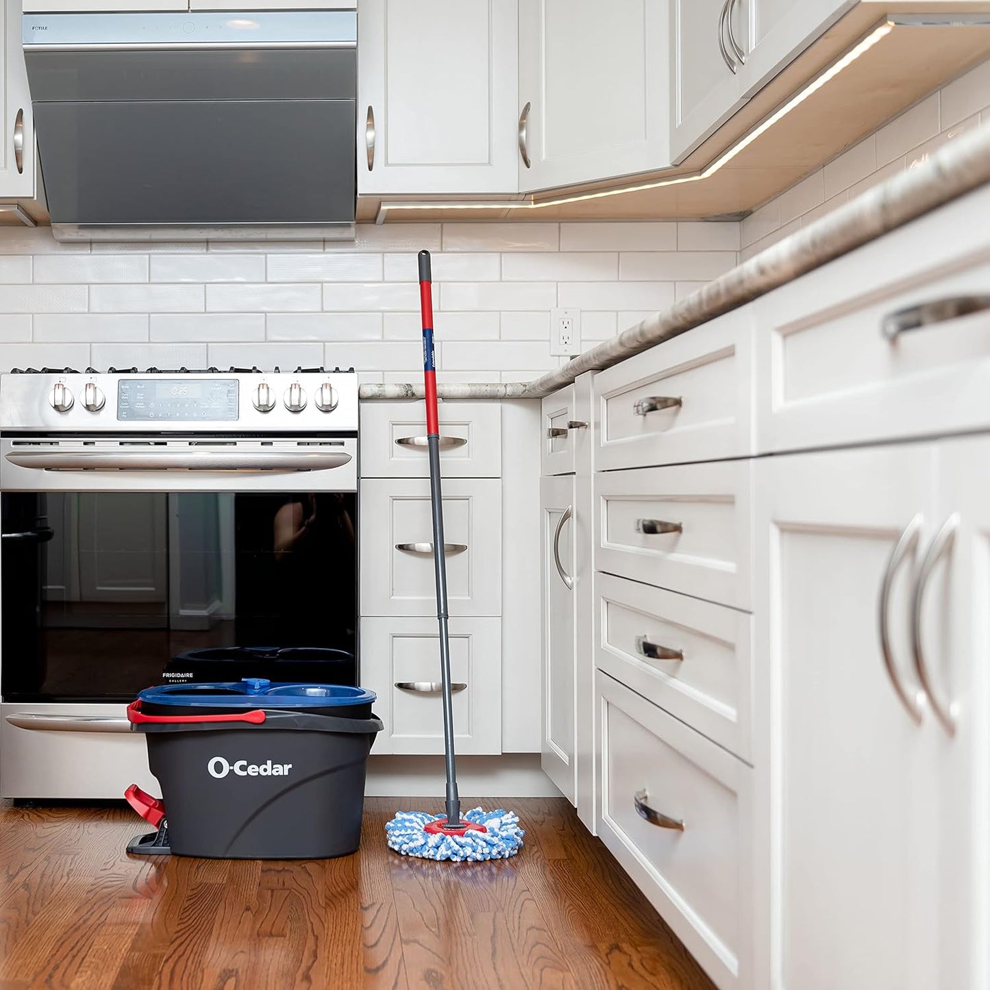 O-Cedar RinseClean Spin Mop System - Effortless Cleaning with Water | Eliminates 99% of Bacteria