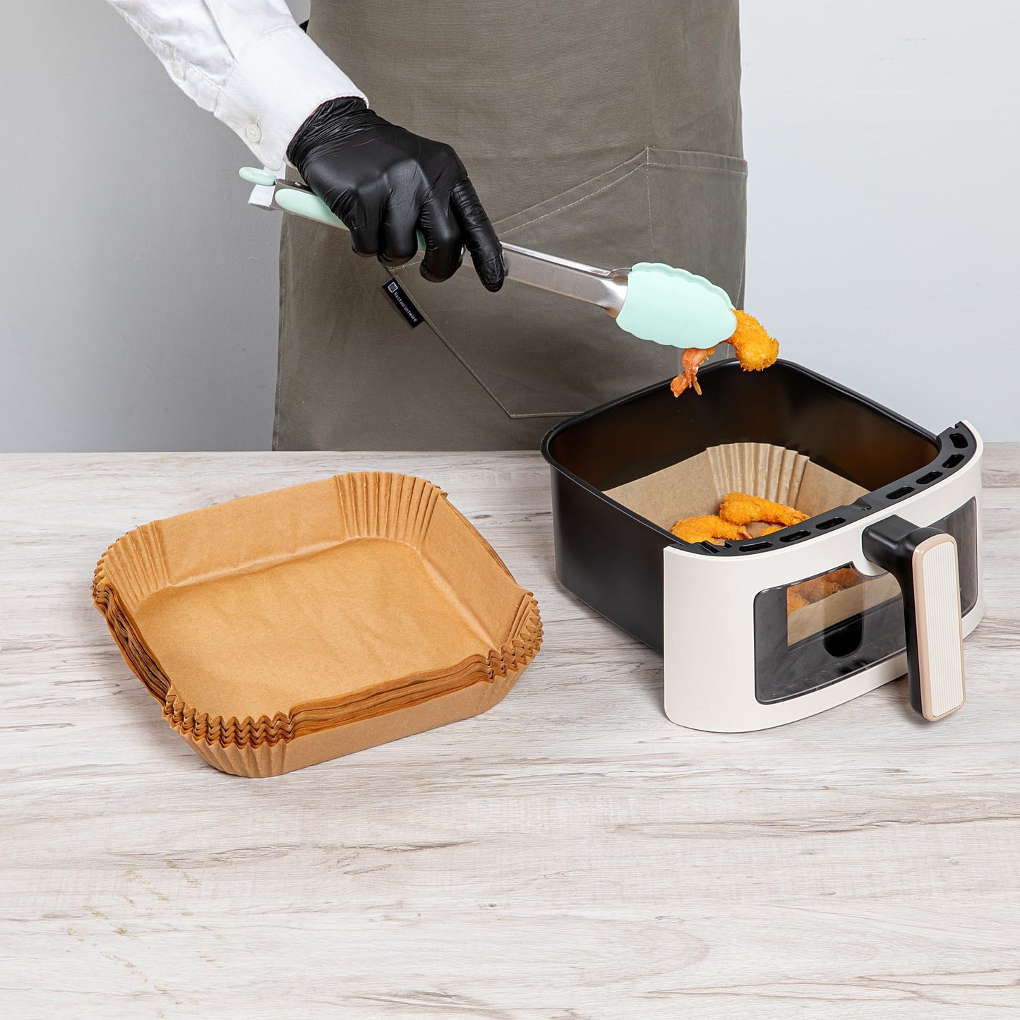Restaurantware-Pastry Tek 8.1 x 8.1 x 1.8 Inch Air Fryer Liners, 100 Square Air Fryer Baskets - No-Stick Silicone Coating, Unbleached, Food-Grade Paper Liners, For Steamer, Microwave, Oven, Fry Pan