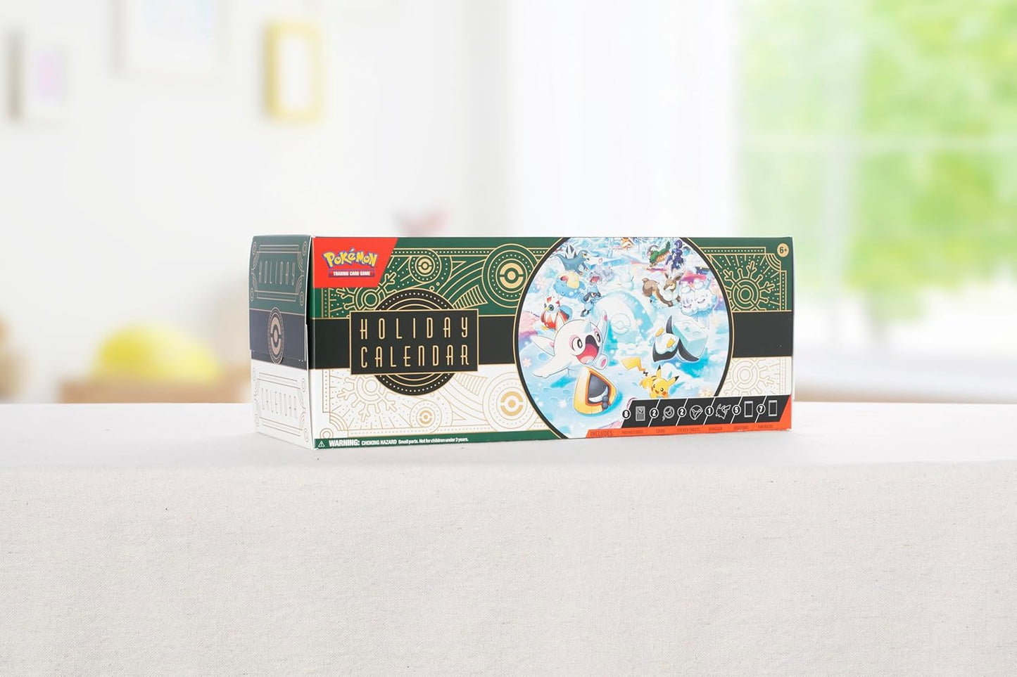 Pokémon TCG Holiday Calendar - 8 Foil Promo Cards, 5 Booster Packs & Exclusive Collectibles