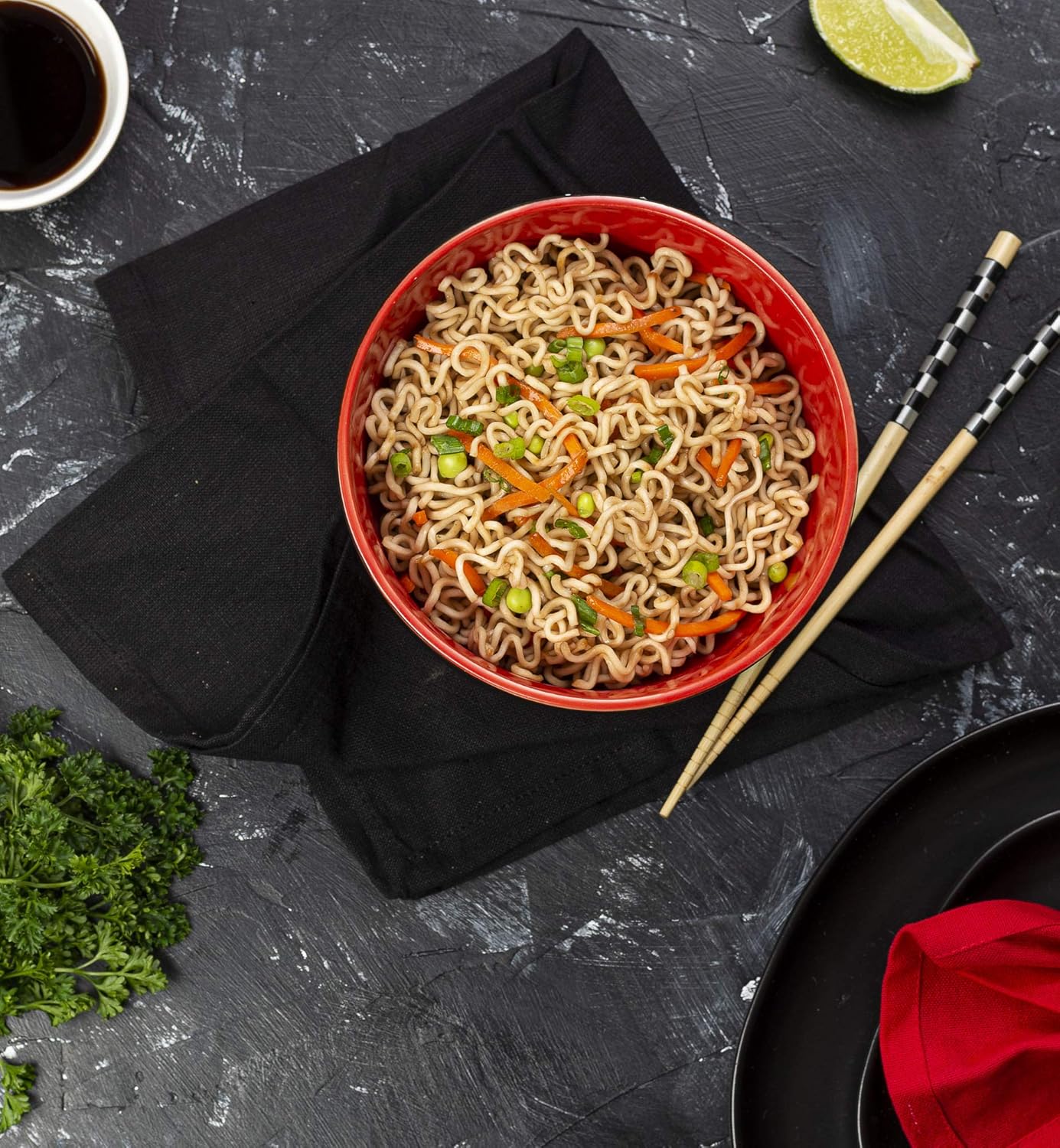 KooK Ramen Bowl - Large Ceramic Noodle Bowl Set | 34 oz Capacity, Microwave & Dishwasher Safe, Black/Red - Set of 4