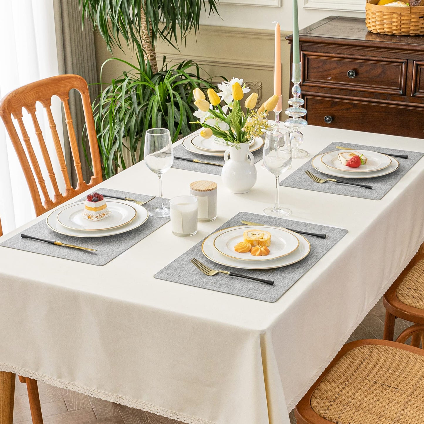 Romanstile Vinyl Placemats Set of 4-12 X 17 Inch - Faux Leather 100% Waterproof Oil-Proof Wipeable Place Mats, Heat Resistant Reversible PU Table Mats for Kitchen Dining Party Outdoor, Light Grey