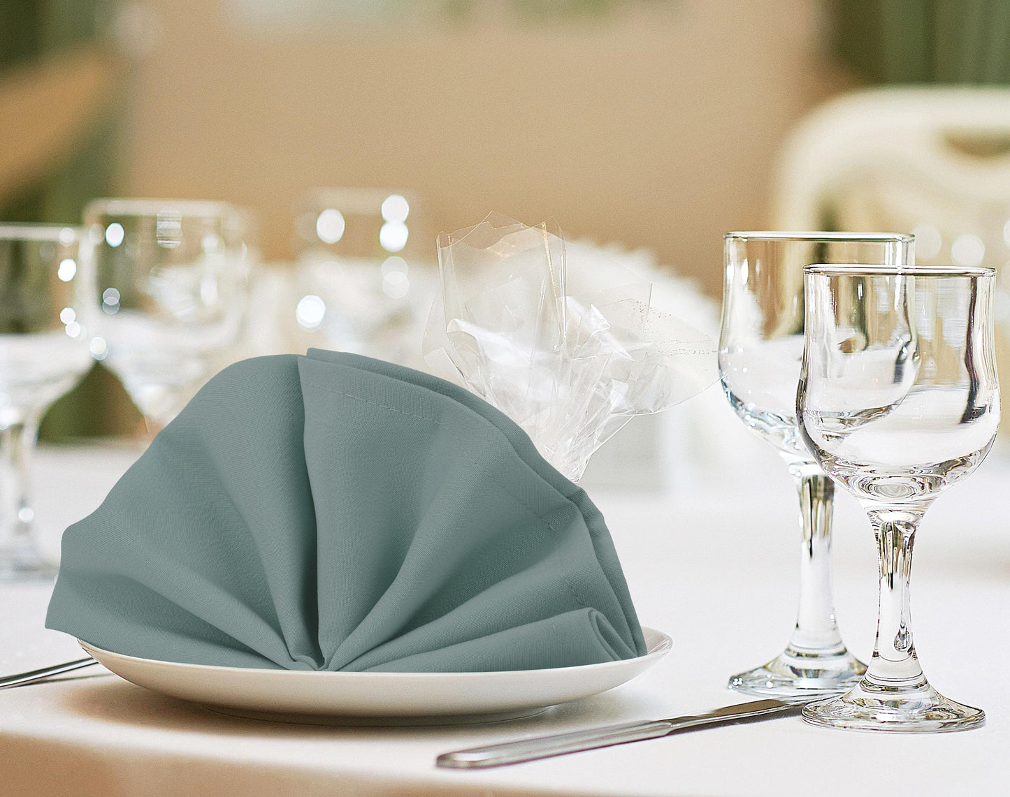 Utopia Home [288 Pack, Light Grey] Cloth Napkins 20x20 Inches, 100% Polyester Hemmed Edges, Washable and Reusable Ideal for Parties, Weddings and Dinners