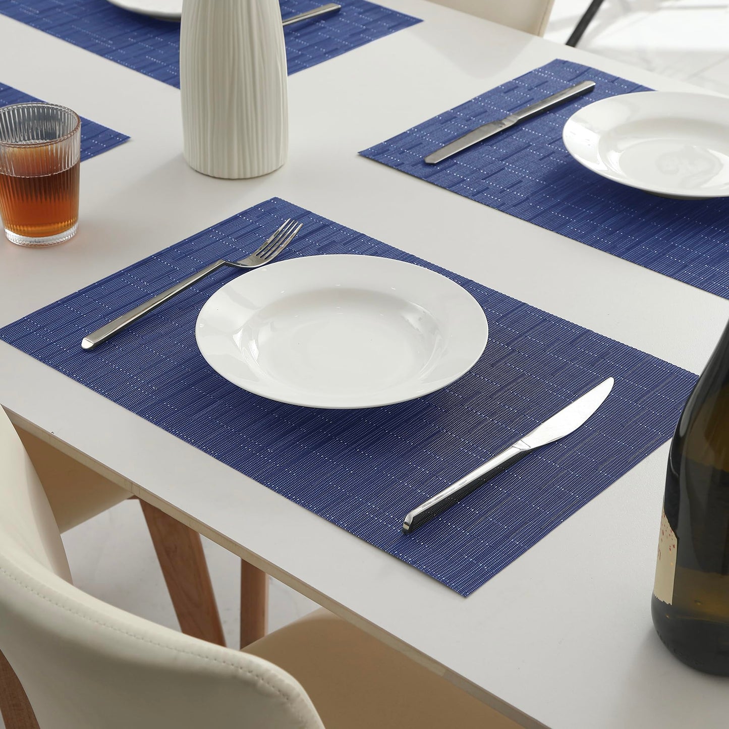 Leetaltree Blue Placemats Set of 8 - Heat Resistant Non-Slip Place mats for Dining Table, Washable Durable PVC Vinyl Woven Table Mats（Blue, 8）