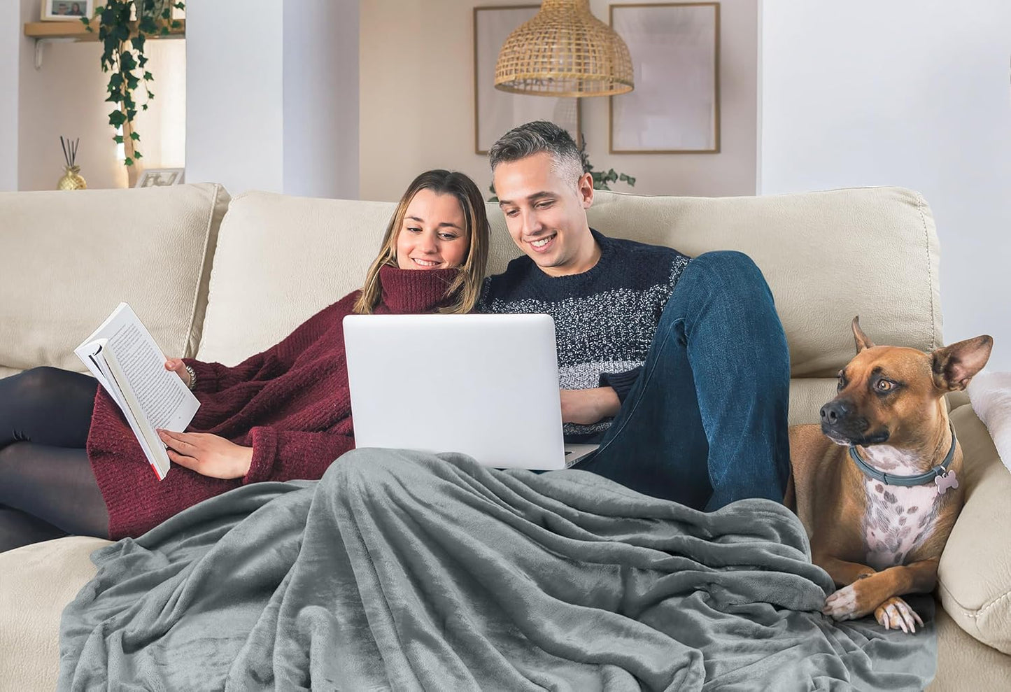 Utopia Bedding Fleece Blanket - Luxury Soft Anti-Static Microfiber in Ash Grey | Full Size (90x84 Inch)