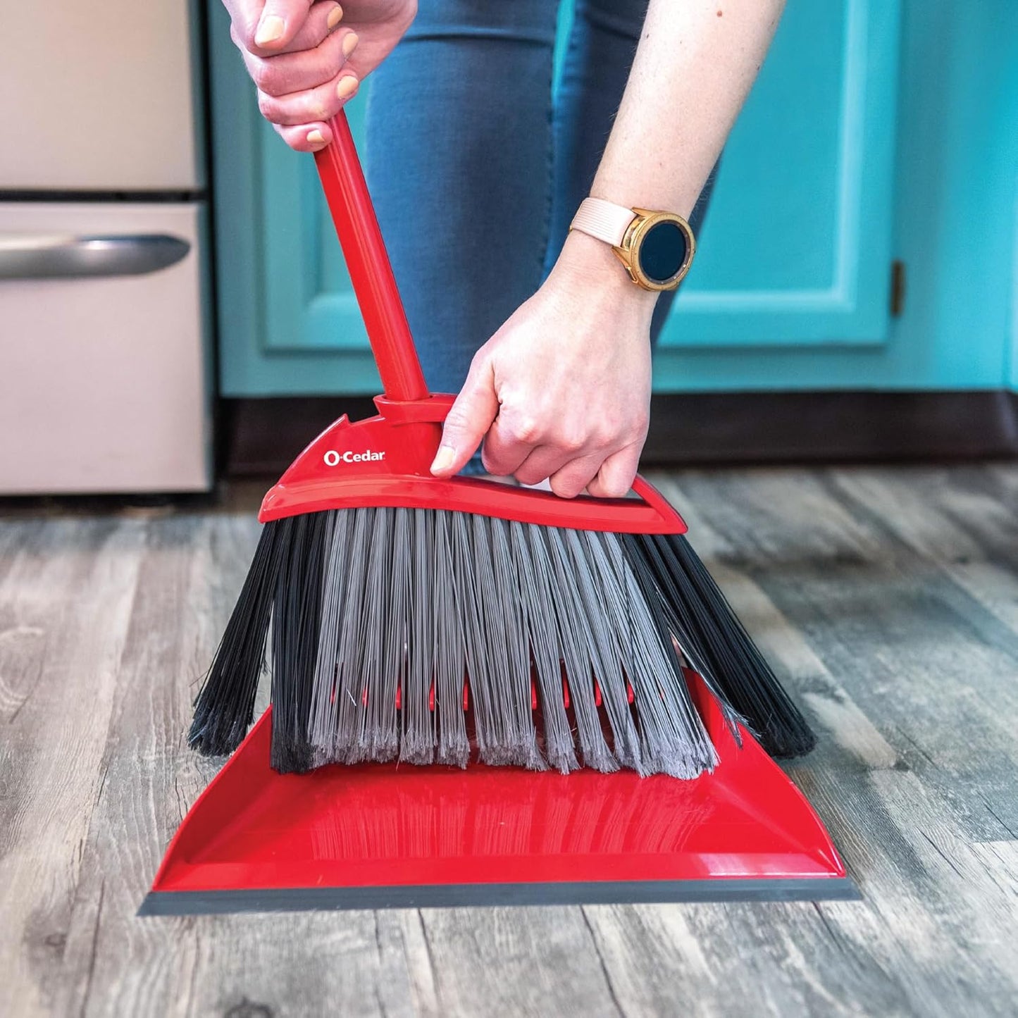 O-Cedar Pet Pro Broom - Step-On Dustpan for Effortless Cleaning | Removes 99% Pet Hair | Ideal for Cat & Dog Owners