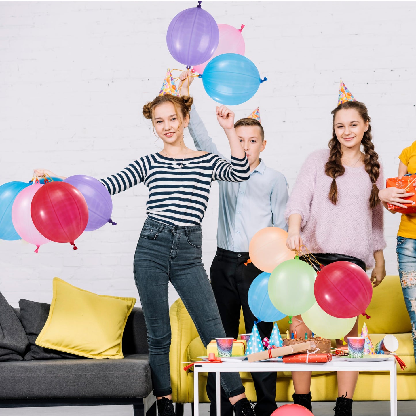 JOYIN 36 Pcs Punch Balloons, School Classroom Prizes, Heavy Duty Party Favors for Kids, Punching Balloons with Rubber Band Handle for Birthday, Goodie Bags Stuffers, Party Supplies