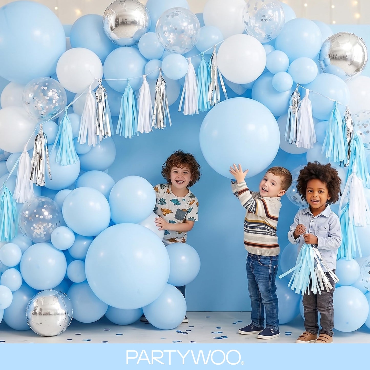 PartyWoo Baby Blue Balloons 140pcs Different Sizes of 18 12 10 5 Inch Light Pastel Sky Aqua Blue Balloon Arch Kit Garland for Graduation Baby Shower Gender Reveal Easter Party Decorations Blue-Q13