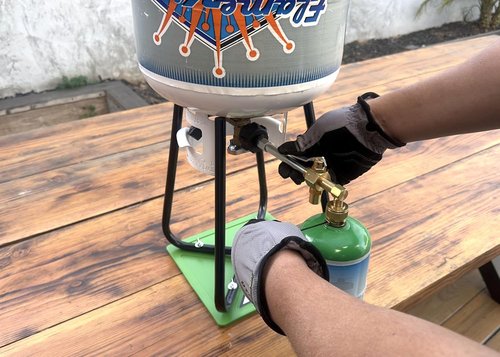 Flame King 1LB Refillable Propane Cylinder Tank - Safe, Legal Refill Kit with CGA600 Connection