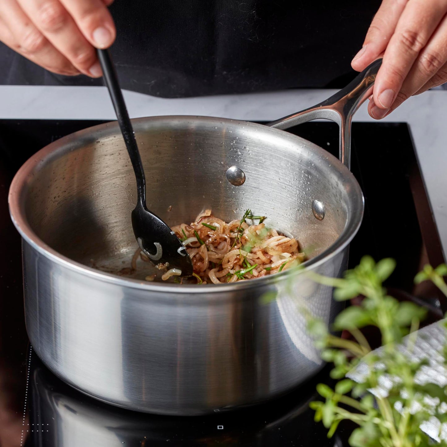 Demeyere Essential 5-ply, 18/10 Stainless Steel, Stay Cool Handle, Oven Safe, Compatible with all Cooktops, Perfect Pour Edge, 1.5-qt Saucepan with Perfect Fit Lid