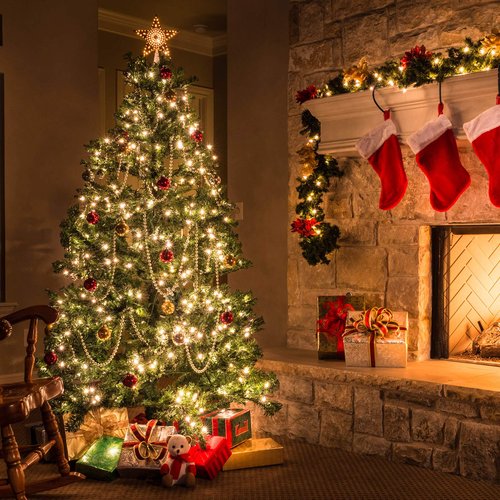 Brightown Battery Operated Christmas Lights 2 Pack 18 Feet 50 LED Clear Mini String Lights with 8 Modes Waterproof Tree Lights for Xmas Outdoor Indoor Holiday Party Garden Decor, Warm White