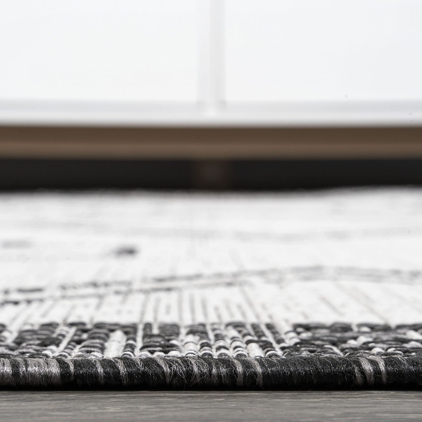 JONATHAN Y SMB127E-28 Marokko Diamond Tribal Medallion Indoor Outdoor Area Rug Bohemian Rustic Easy Cleaning Bedroom Kitchen Backyard Patio Non Shedding, 2 X 8, Ivory/Black,JSMB127E28