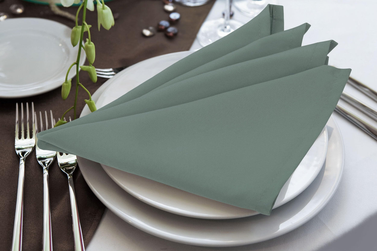 Utopia Home [288 Pack, Light Grey] Cloth Napkins 20x20 Inches, 100% Polyester Hemmed Edges, Washable and Reusable Ideal for Parties, Weddings and Dinners