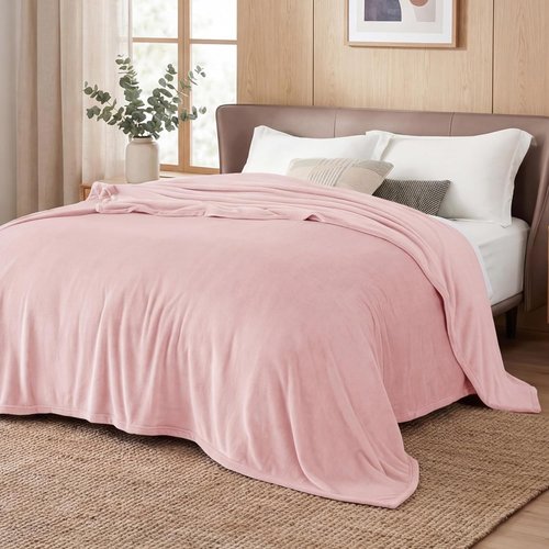 Bedsure GentleSoft Fleece Bed Blanket - Soft, Lightweight, Plush Cozy Luxury in Pink | Full Size 84x90 Inches