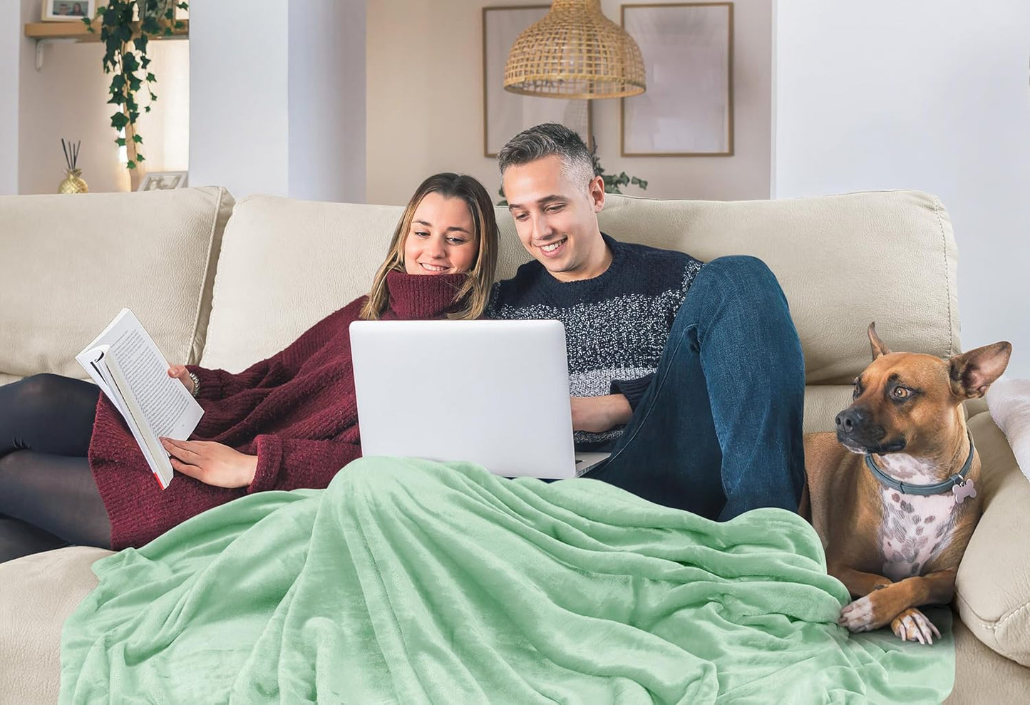 Utopia Bedding Fleece Blanket - Ultra Soft King Size Mint Green (90x102 Inches) | Cozy All-Season Microfiber Decor Gift