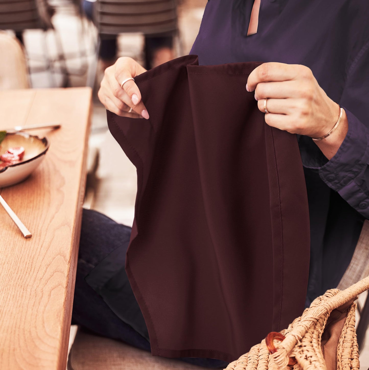 Utopia Home Burgundy Cloth Napkins (12 Pack, 17x17 Inches), Ideal Dinner Napkins for Party, Wedding and Lunch/Dinner