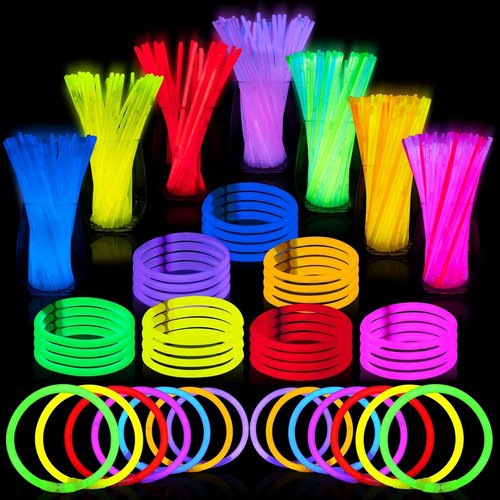JOYIN 100 Pcs Glow Sticks - Neon Glow in the Dark Party Supplies for Birthdays & Events | Light Up Necklaces & Bracelets