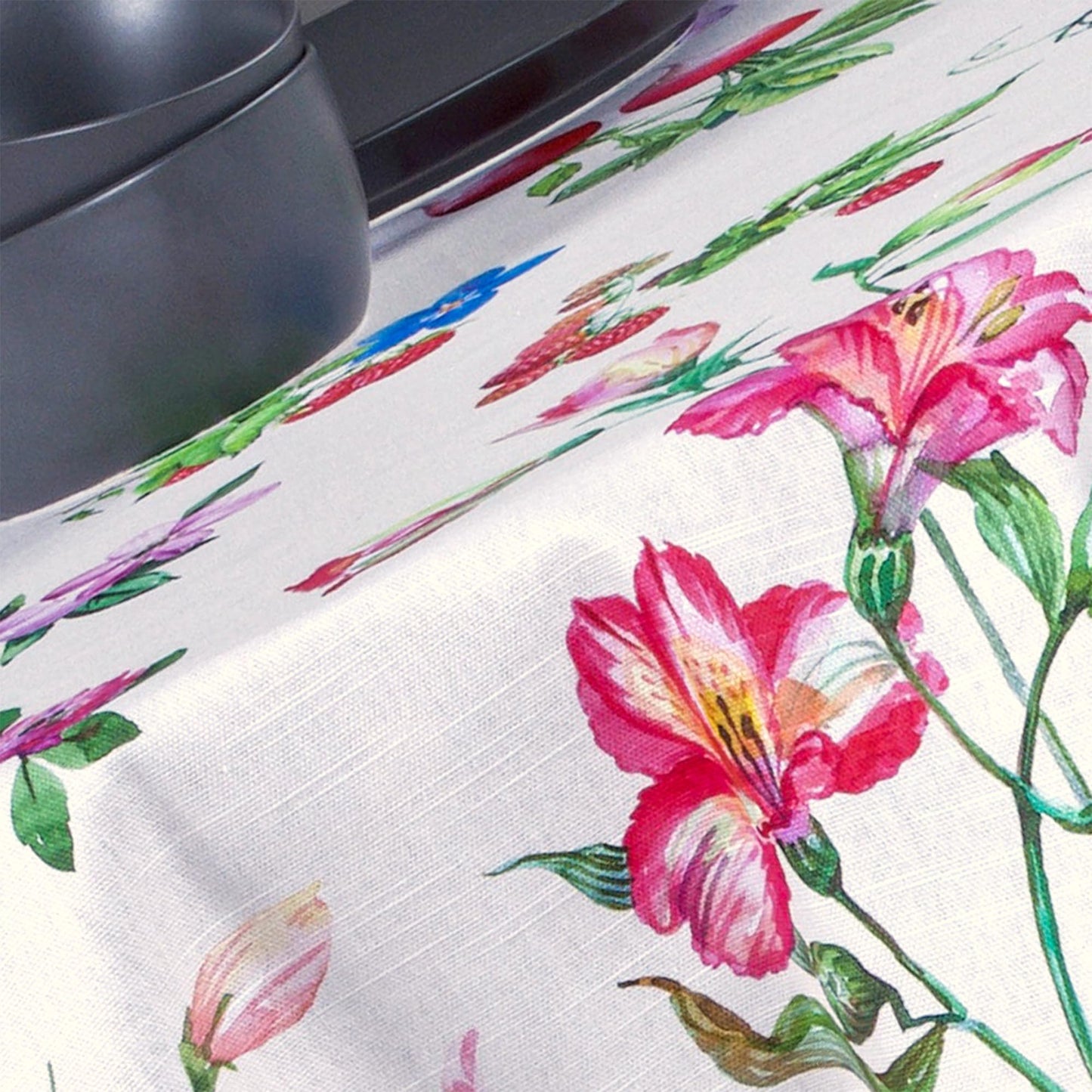 Maison d' Hermine Table Cloth Round Table 100% Cotton 63 Round Inches Tablecloth Reusable Decorative for Dining Kitchen Room Farmhouse Home Gifts for Mothers Day Spring Summer - Giverny