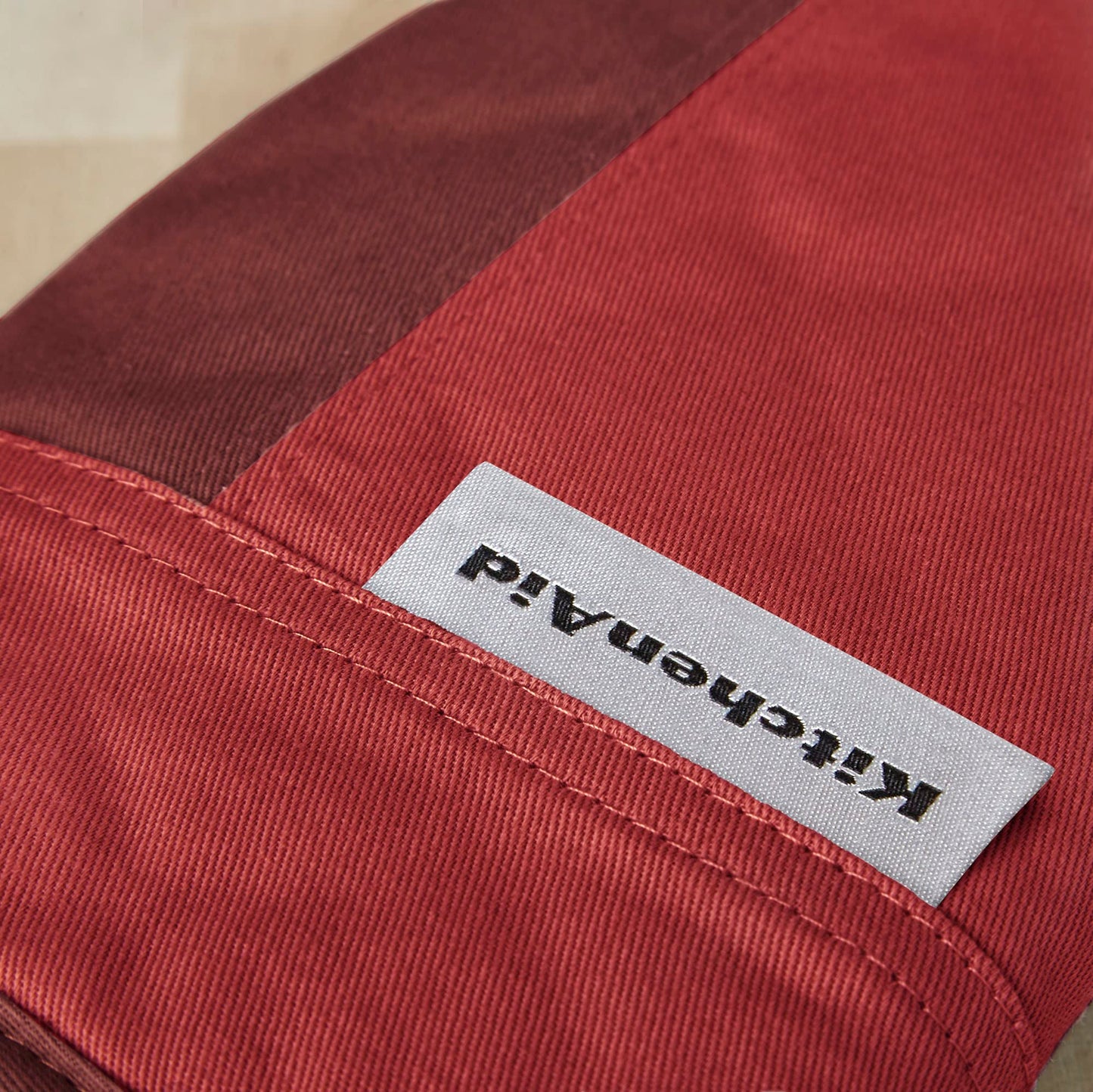 KitchenAid Beacon Two-Tone Non-Slip Mini Oven Mitt Set, Smoked Paprika, 5.5"x8", 2 Piece