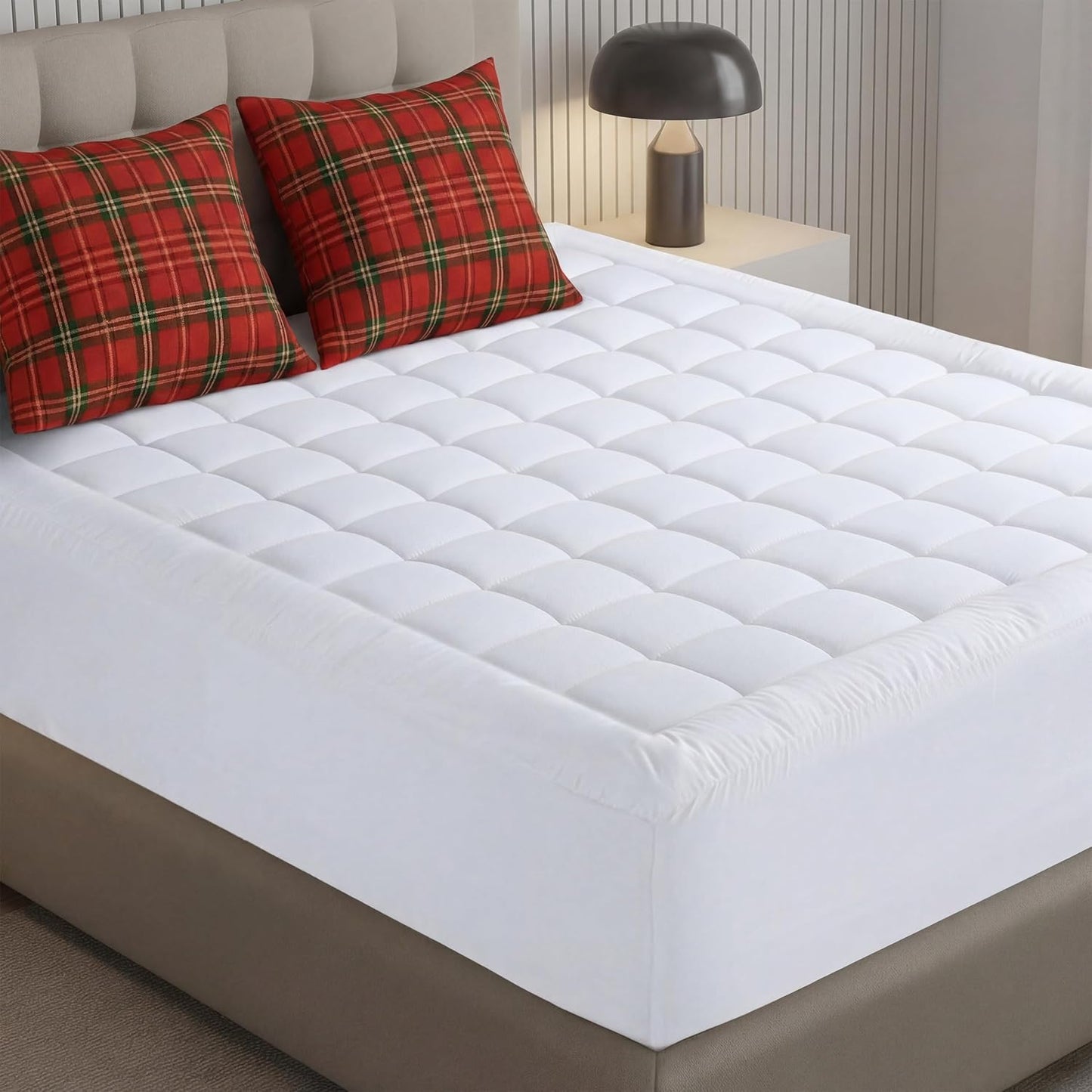 Utopia Bedding Queen Mattress Pad - Quilted Fitted Protector with Fluffy Pillow Top | Deep Pocket 60x80 Inches, White