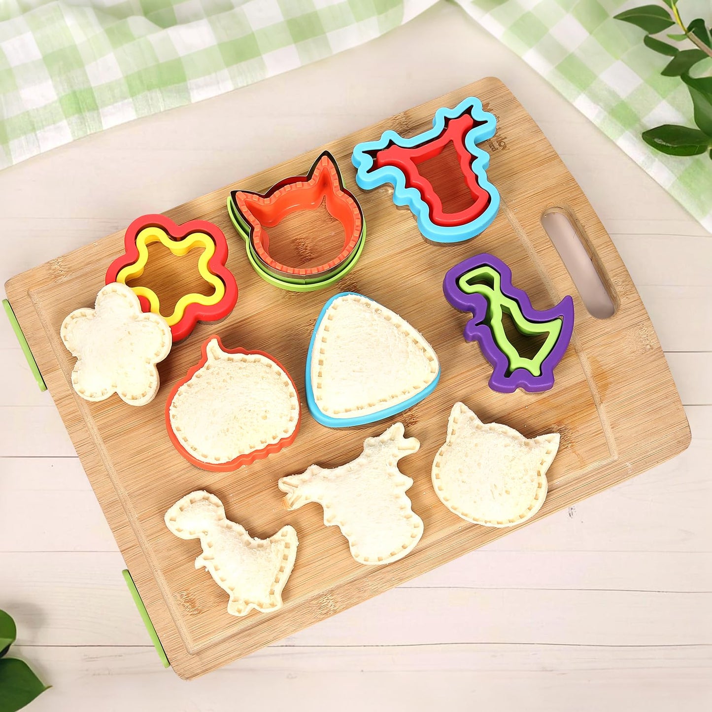 laxizar 6 Pack Sandwich Cutters Cookie Cutters Sandwich Maker Bread Maker Lunchbox 12 Small Cookie Cutters