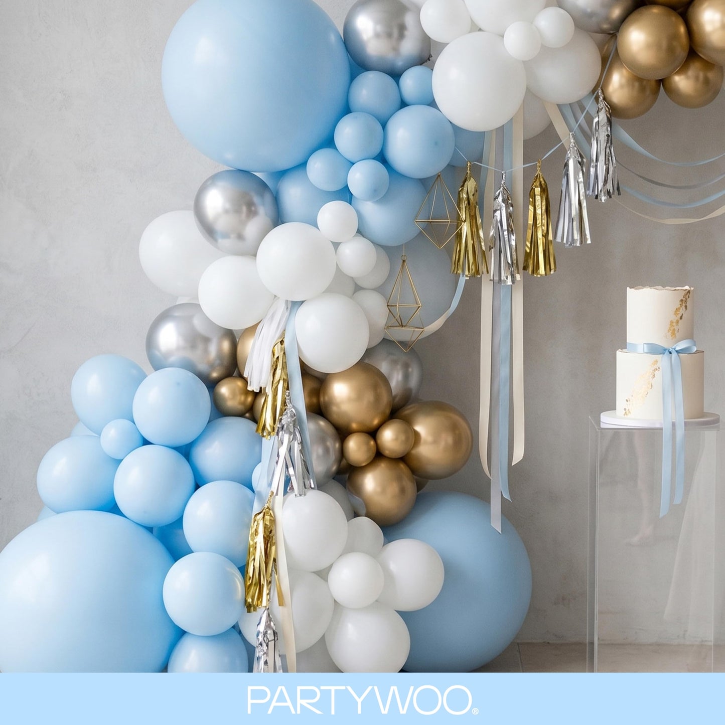 PartyWoo Baby Blue Balloons 140pcs Different Sizes of 18 12 10 5 Inch Light Pastel Sky Aqua Blue Balloon Arch Kit Garland for Graduation Baby Shower Gender Reveal Easter Party Decorations Blue-Q13
