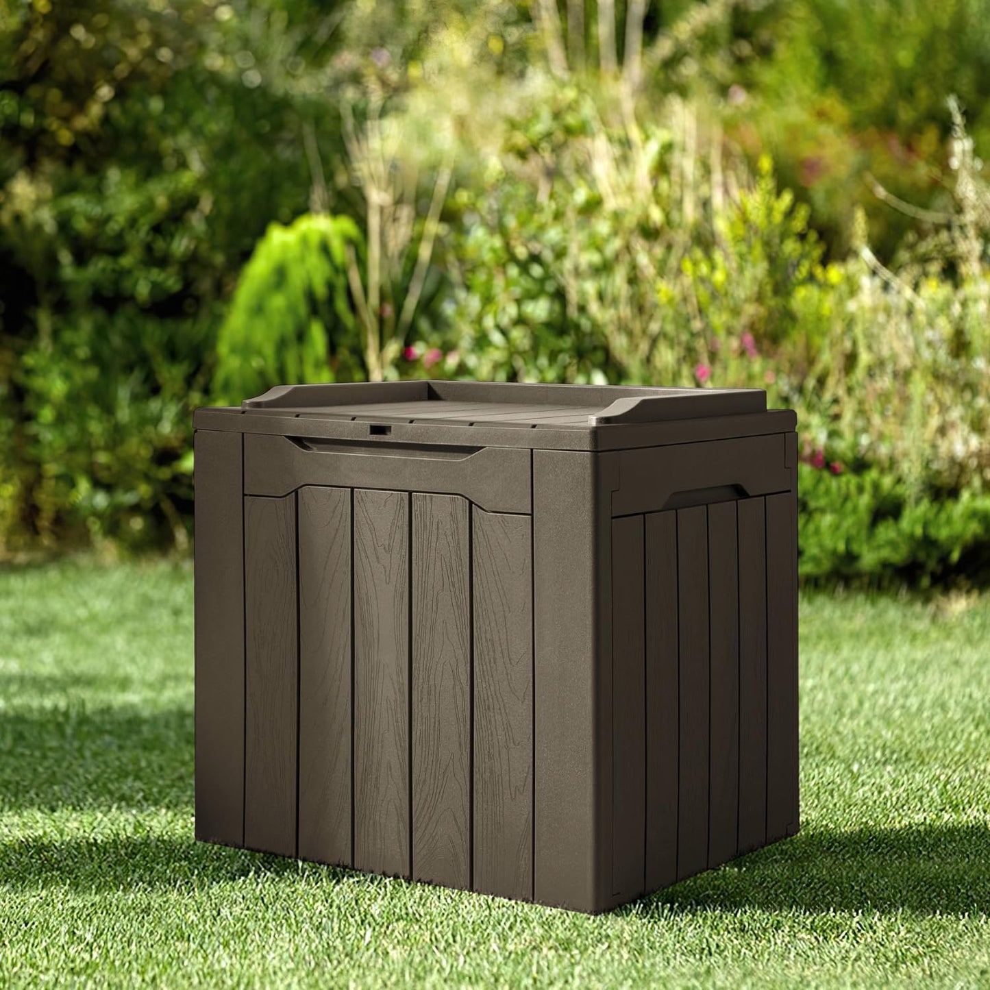 JUMMICO 31 Gallon Waterproof Resin Deck Box - Ideal Outdoor Storage for Patio Furniture & Garden Tools (Brown)