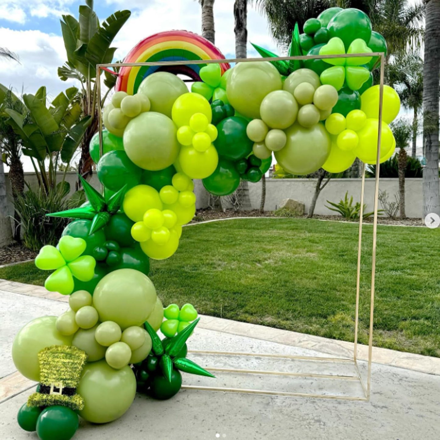 Awenztech Green Balloons 12 inch, Green Latex Balloons 50pcs Party Balloons for Birthday Christmas Baby Shower Jungle Football Tropical Safari Party Decorations