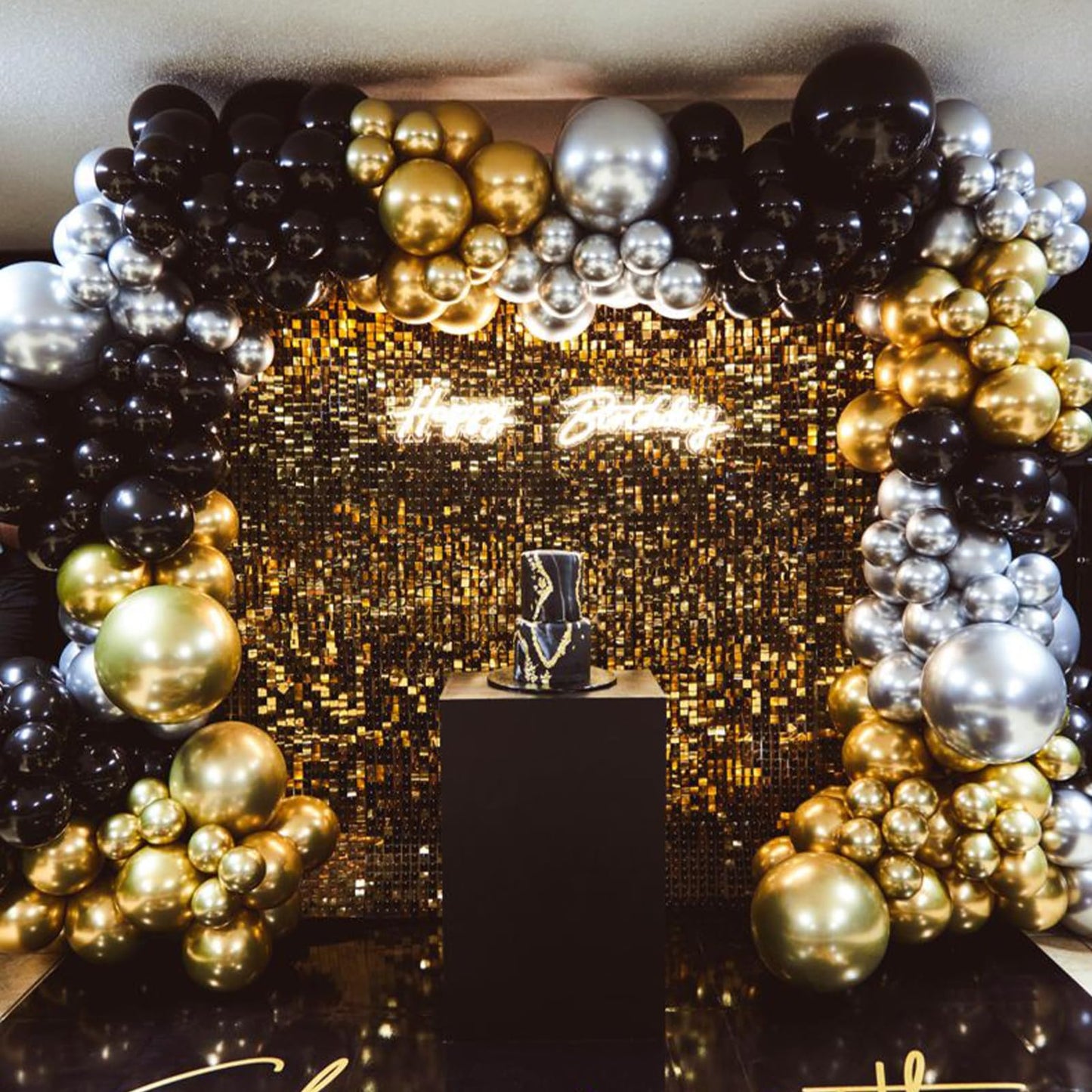 PartyWoo Black and Gold Balloon Garland, 100 pcs Balloons Different Sizes Pack of 18 Inch 12 Inch 10 Inch 5 Inch Gold Silver Black White Metallic Balloons for Birthday Decorations, Party Decorations