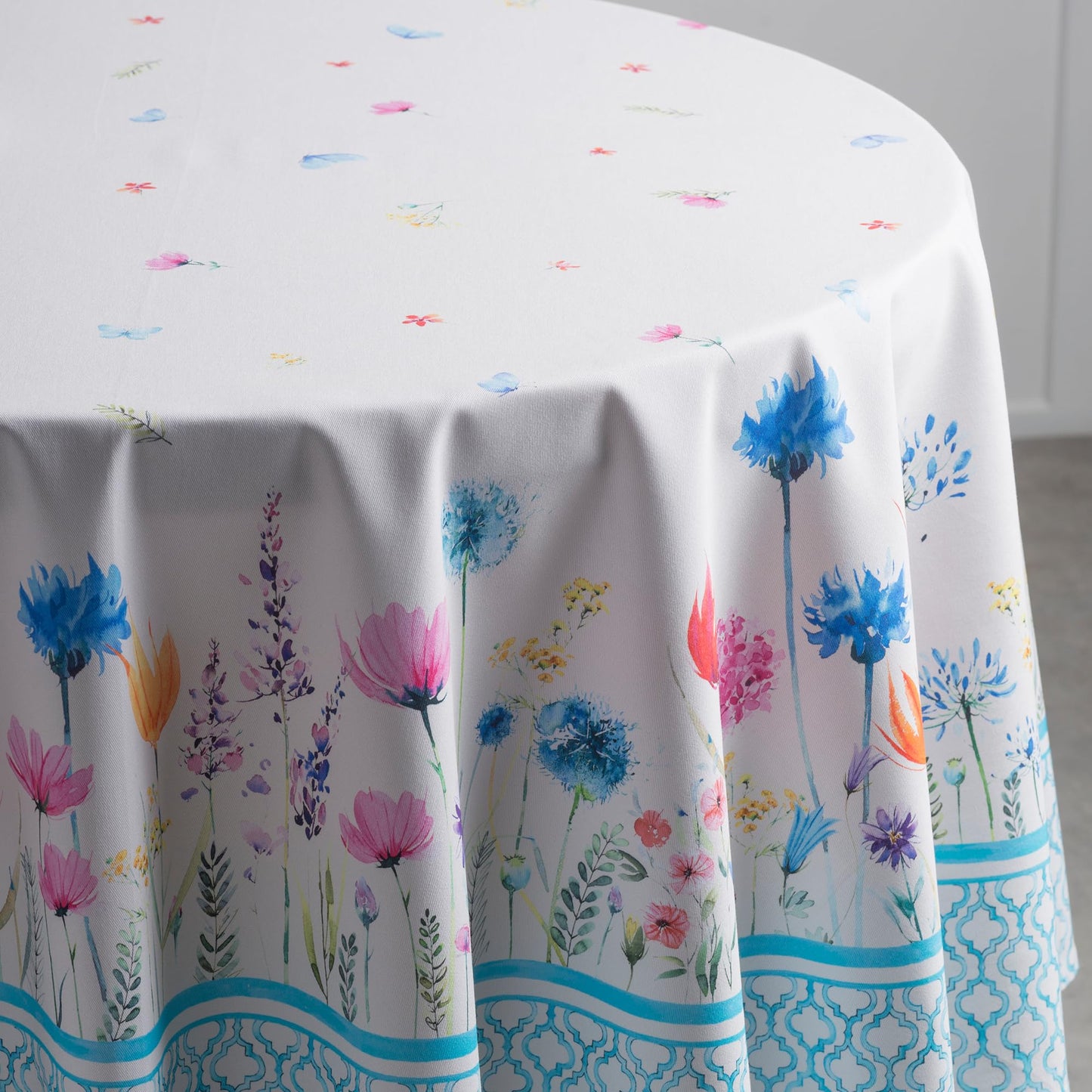 Maison d' Hermine Table Cloth Round Table 100% Cotton 69 Round Inches Tablecloth Reusable Decorative for Dining Kitchen Room Farmhouse Home Gifts for Mothers Day Spring Summer - Flower in The Field