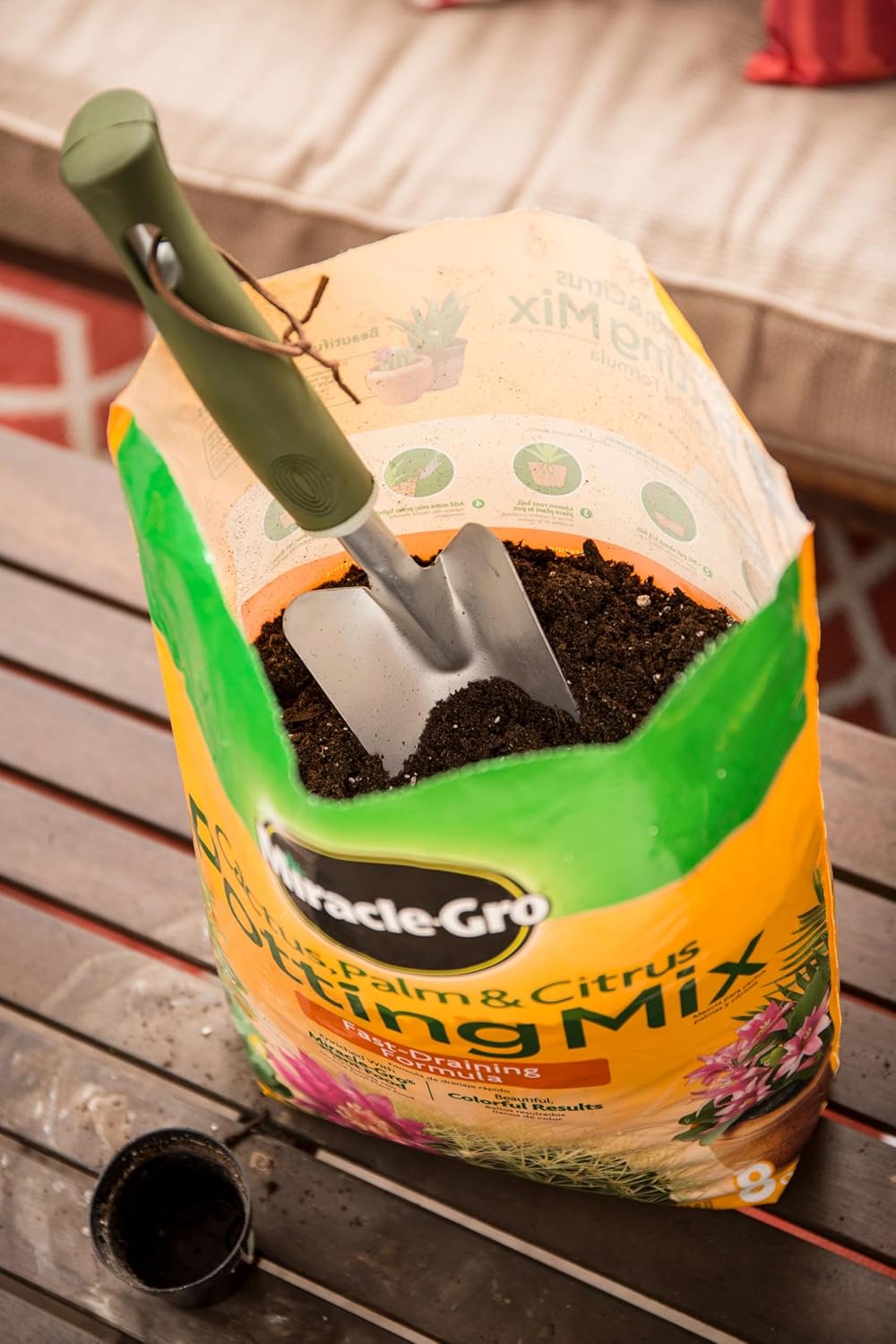 Miracle-Gro Cactus, Palm & Citrus Potting Mix - Ideal for Indoor/Outdoor Plants, 8 Qt, 2-Pack