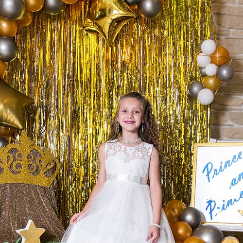 Foil Curtain Backdrop - 10 Pack Gold Metallic Tinsel Fringe for Photo Booths & Parties